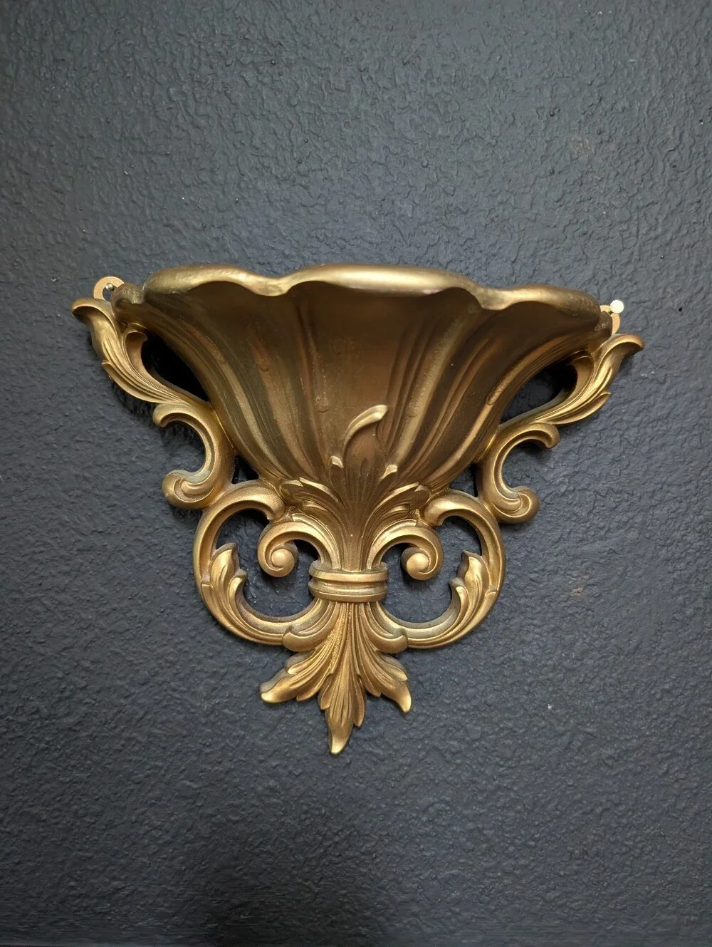 Vintage Gold Syroco Hollywood Regency/MCM Pocket Planter Sconce Wall decor 7.5